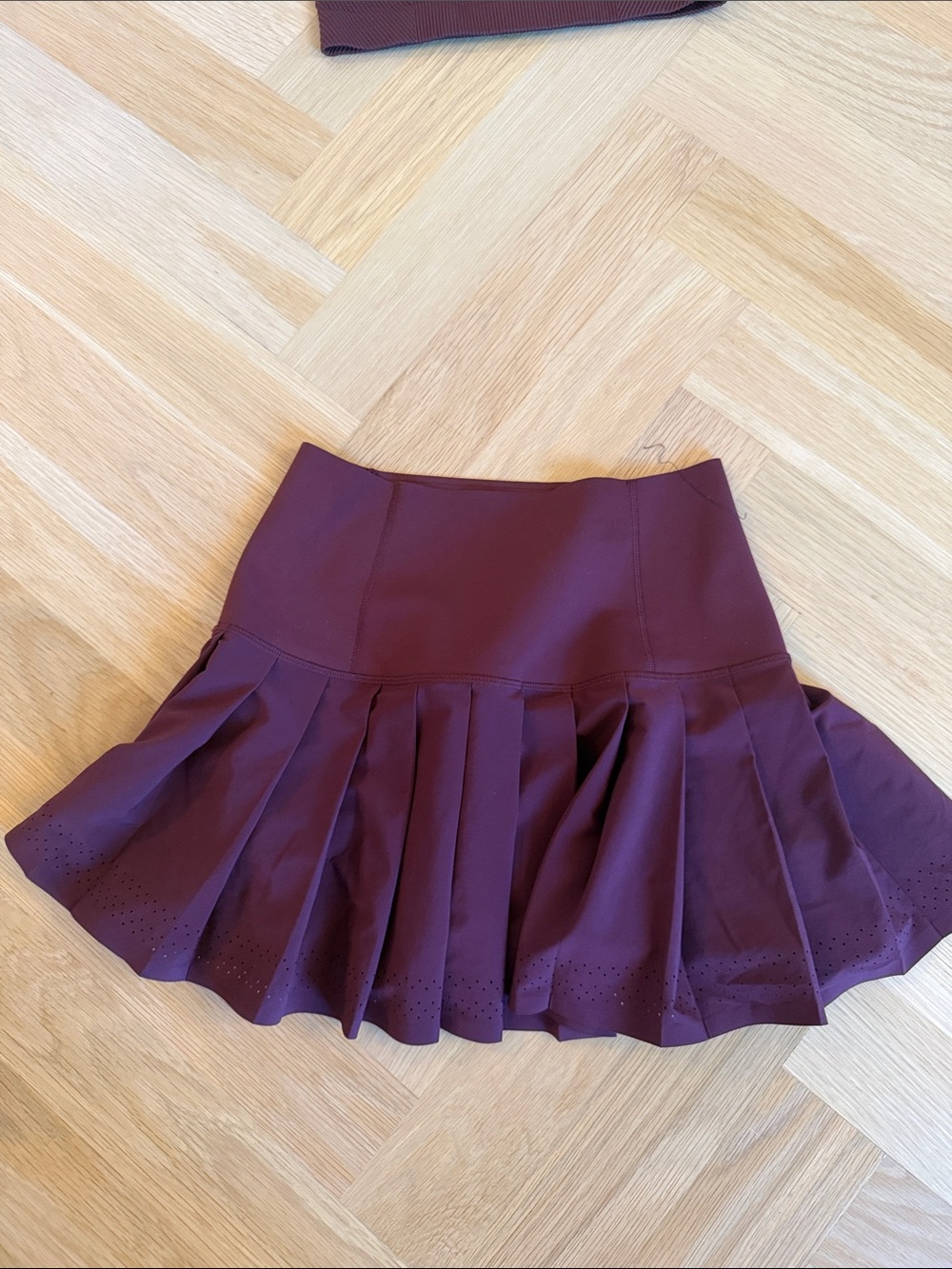 Wilson Pleated Wine Skirt